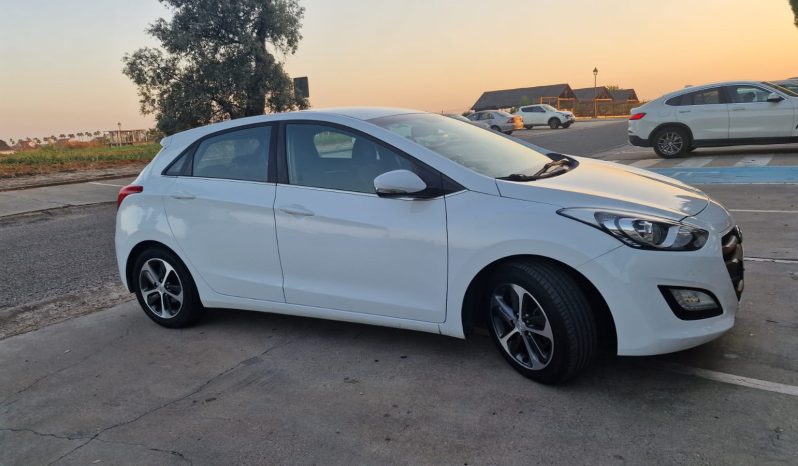 Hyundai i30 1.4 CRDI lleno