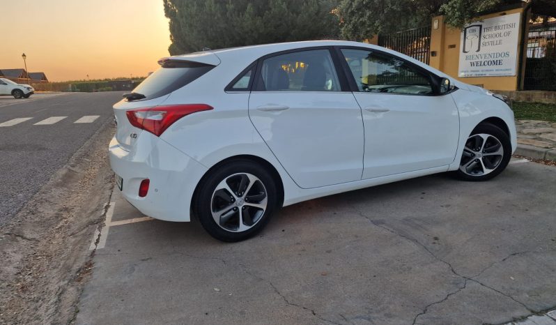 Hyundai i30 1.4 CRDI lleno